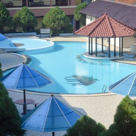 Uni Beach Hotel Pangandaran Zewnętrze zdjęcie