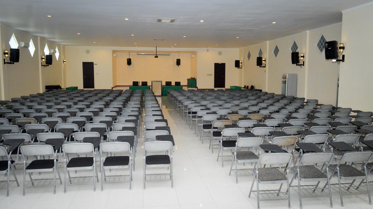 Uni Beach Hotel Pangandaran Zewnętrze zdjęcie