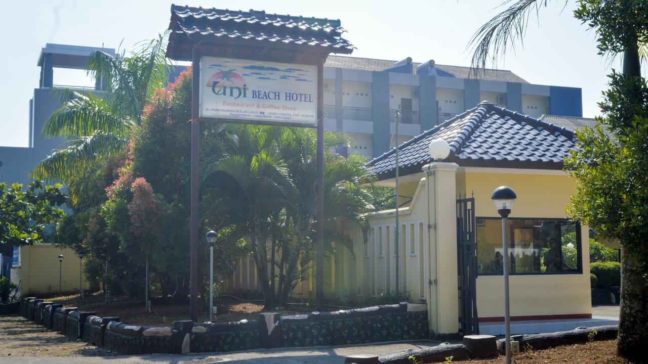 Uni Beach Hotel Pangandaran Zewnętrze zdjęcie